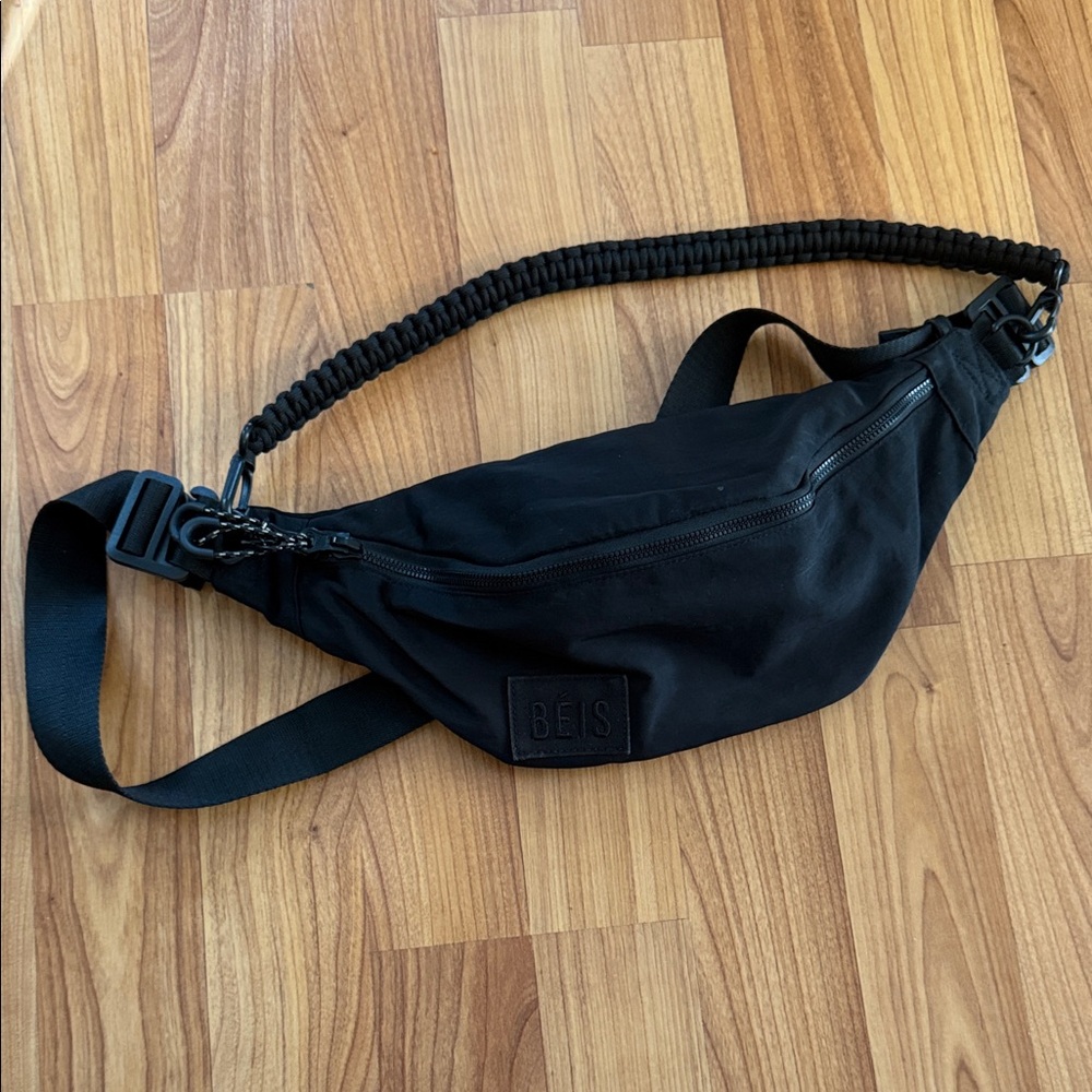 BEIS Black Belt Bag